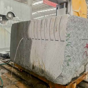 西安 602，大花芙蓉白，绳锯加工弧形路沿石