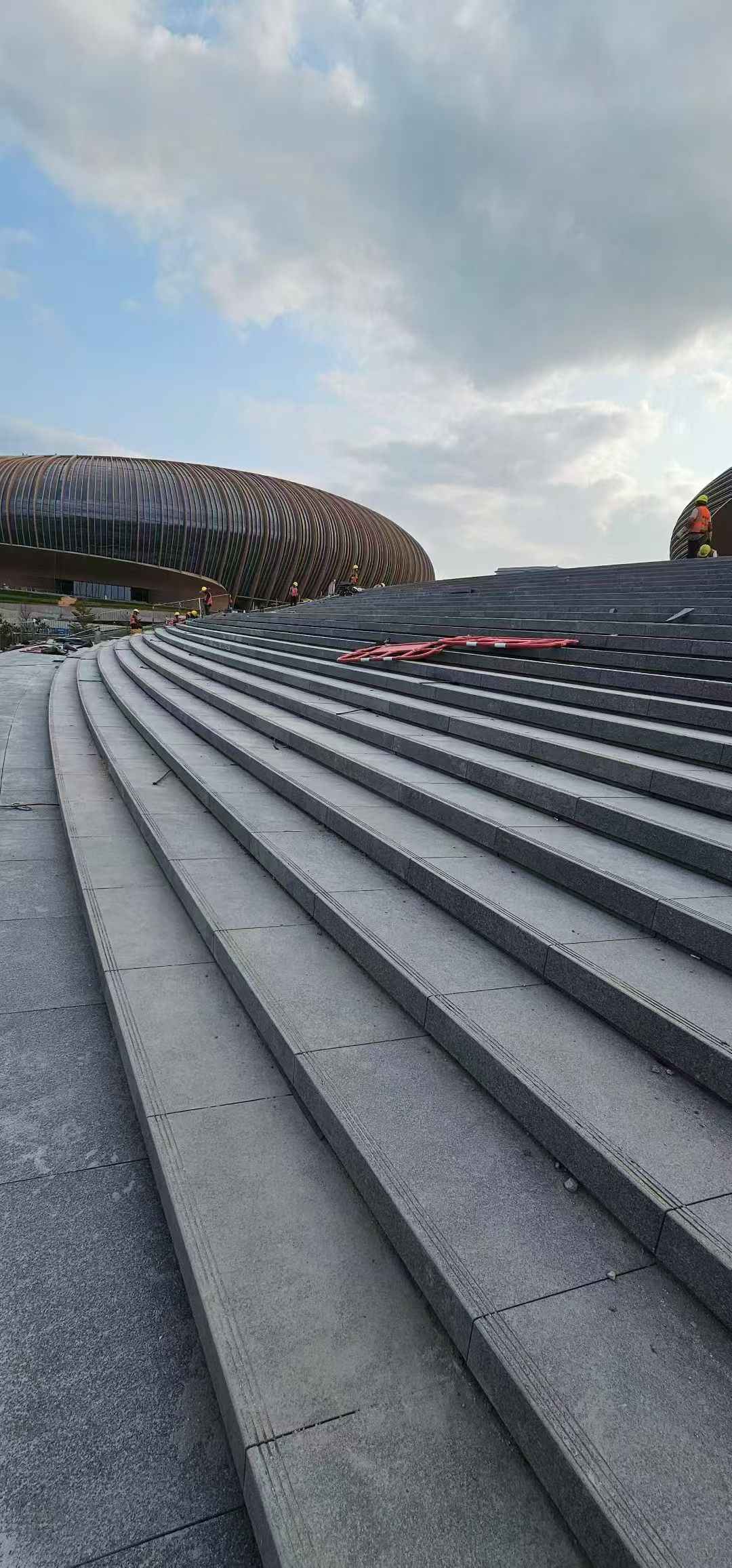 西安 弧形整石台阶铺装效果图