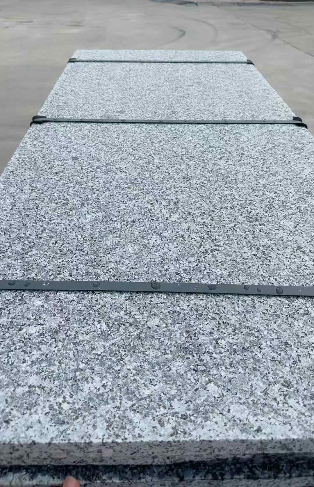 西安 芝麻黑火烧面毛板，条板，半成品