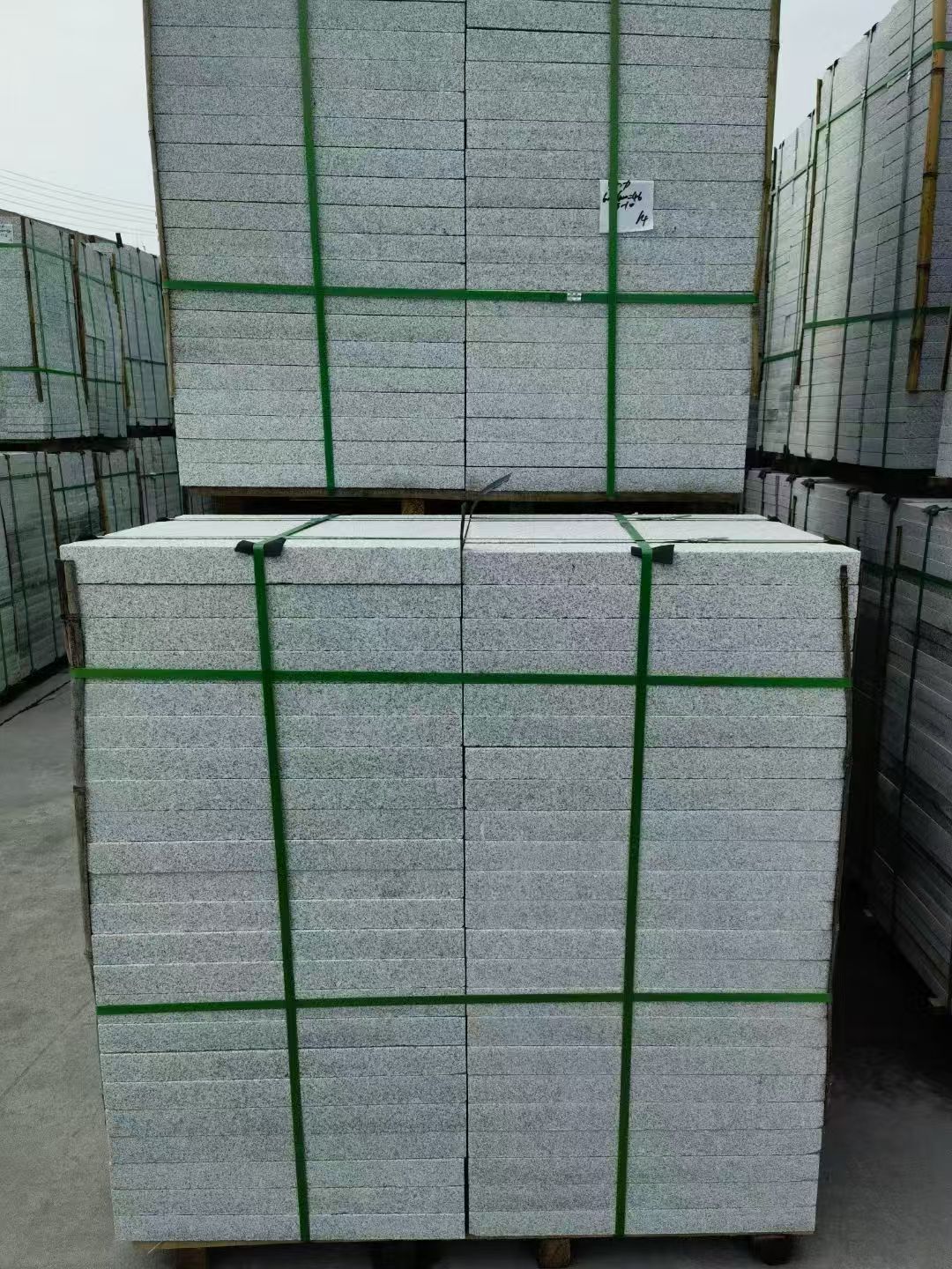 西安 火烧面地铺石，街道广场园林市政工程板，1.8~5.0厚均有现货