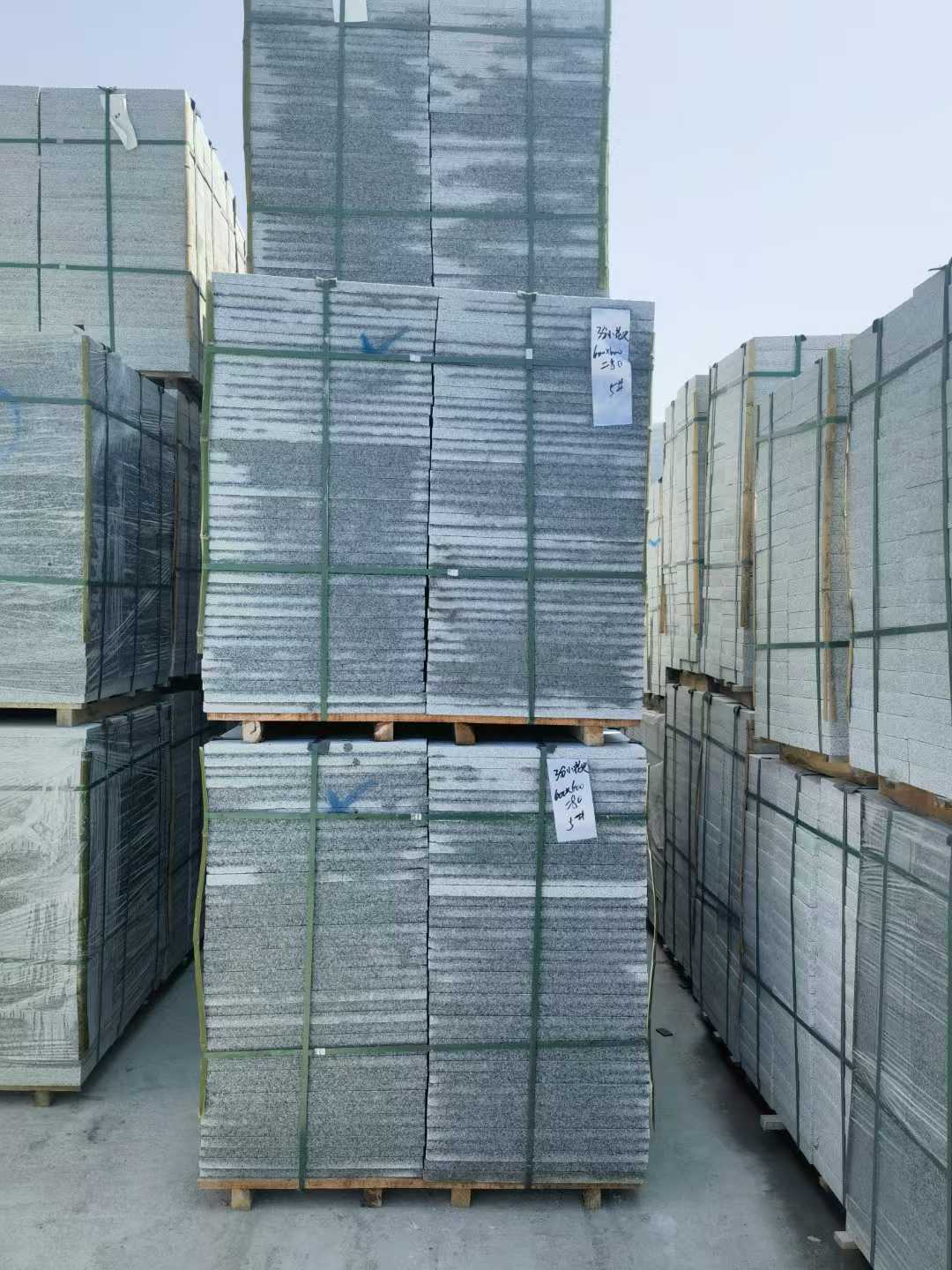 西安芝麻白地铺成品